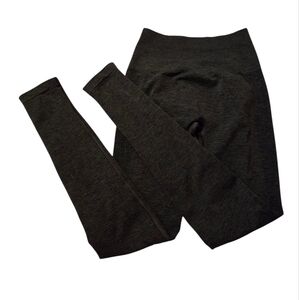 Alphalete Amplify Dark Gray Seamless Leggings